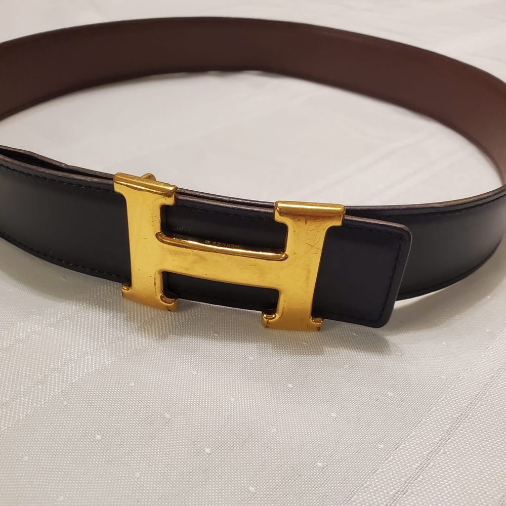 90’s ORIGINAL vintage Hermès reversible belt in gold 🤎🖤